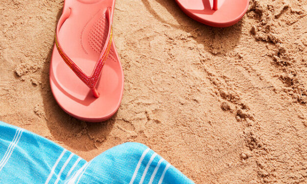 FITFLOP INTRODUCES THE ULTIMATE SUMMER ESSENTIAL: IQUSHION RANGE