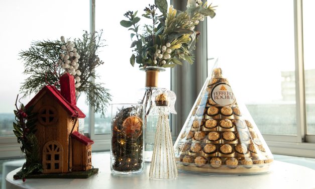 South Africa’s tallest building lights up for a golden Ferrero Rocher® festive celebration